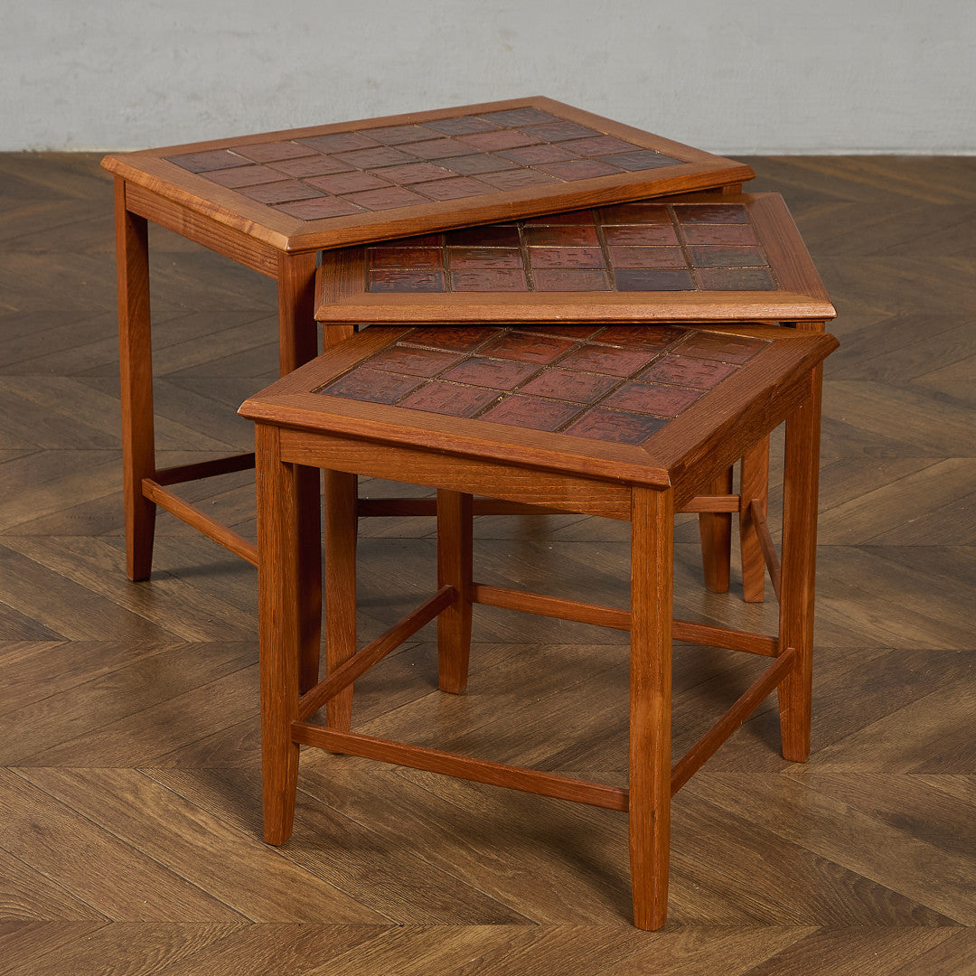 デンマーク タイルトップ ネストテーブル