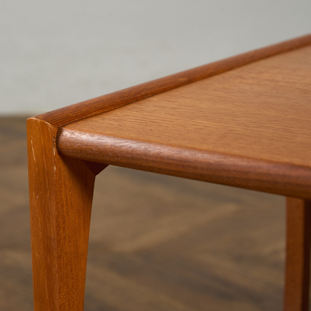 Quadrille ヴィンテージ ネストテーブル