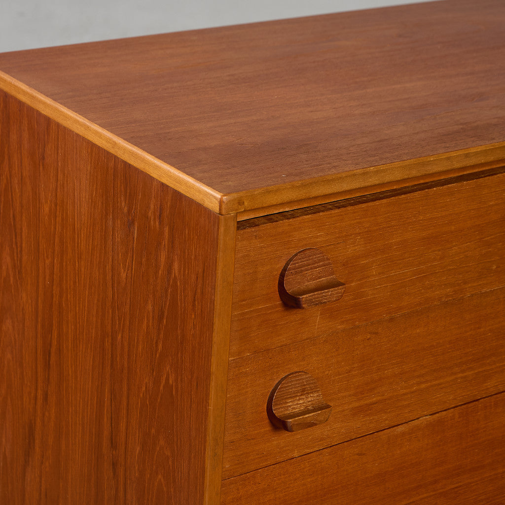 ヴィンテージ 4段 チェスト