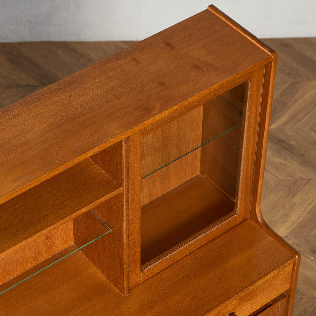 ヴィンテージ ハイサイドボード