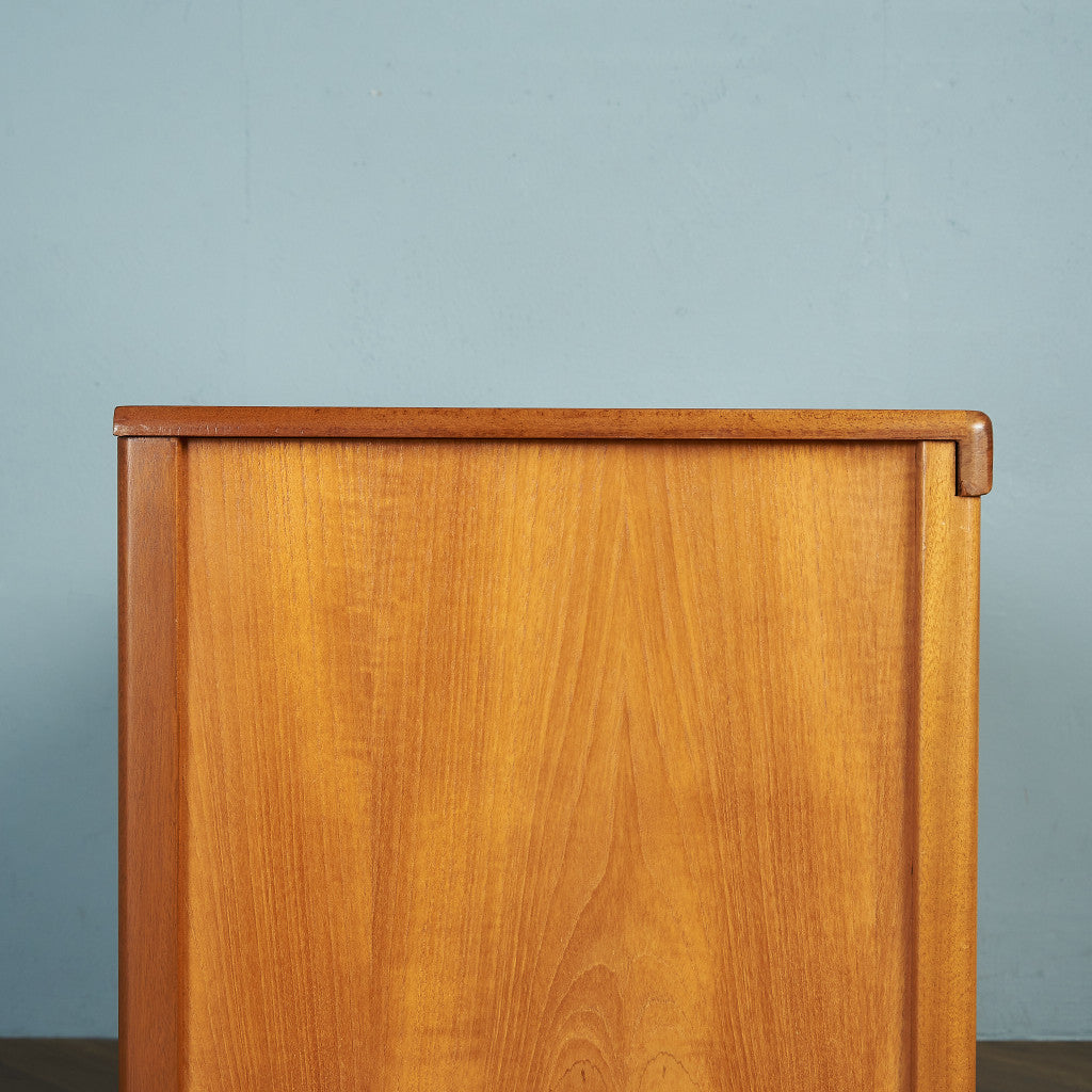 十字扉 ヴィンテージ サイドボード