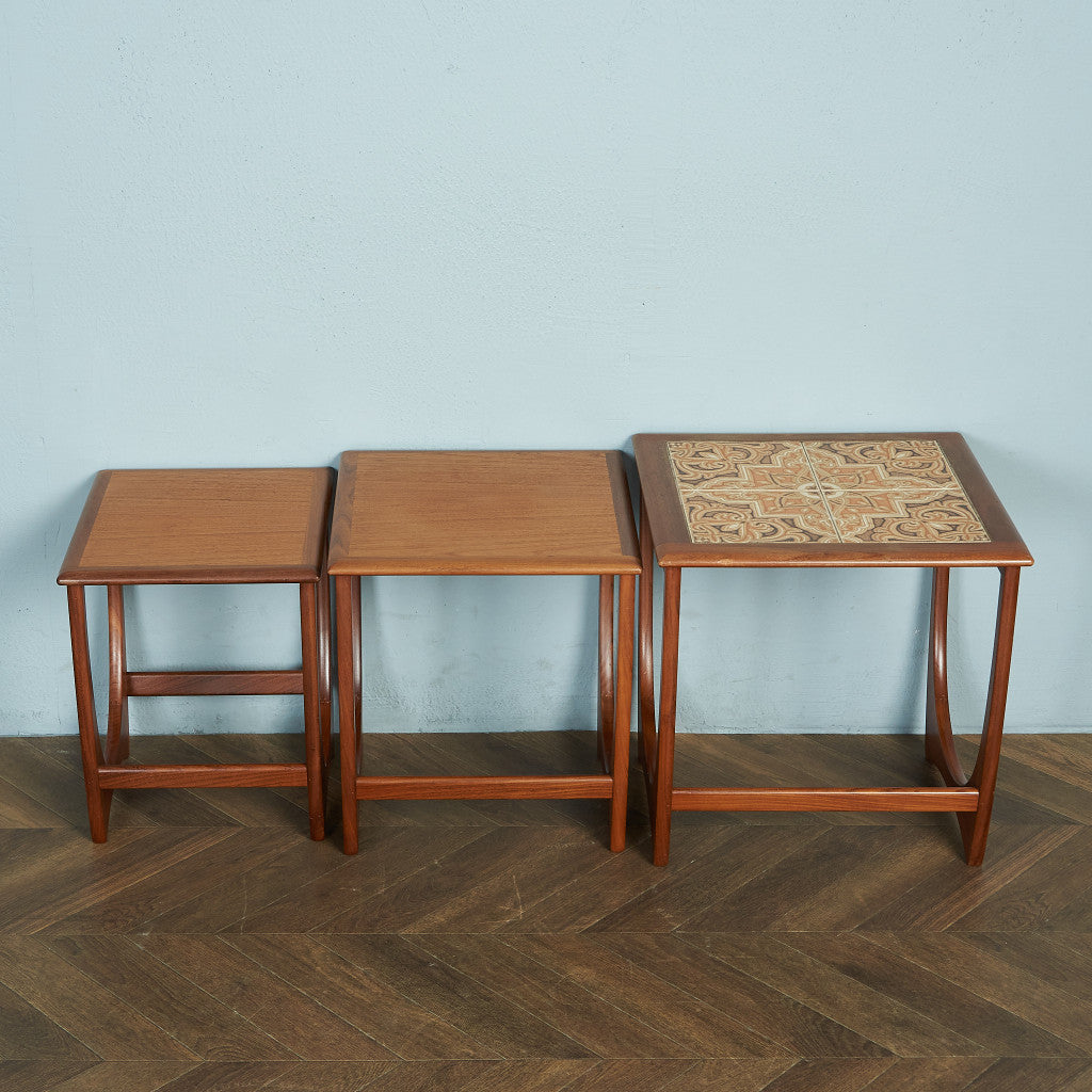 ヴィンテージ　プランターテーブル G-PLAN（ジー・プラン）ネストテーブル｜karf・Blackboard