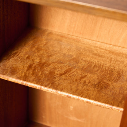 英国 ヴィンテージ ナロー ガラス ブックケース