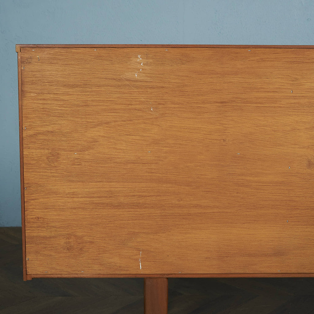 イギリスヴィンテージ サイドボード / カップボード