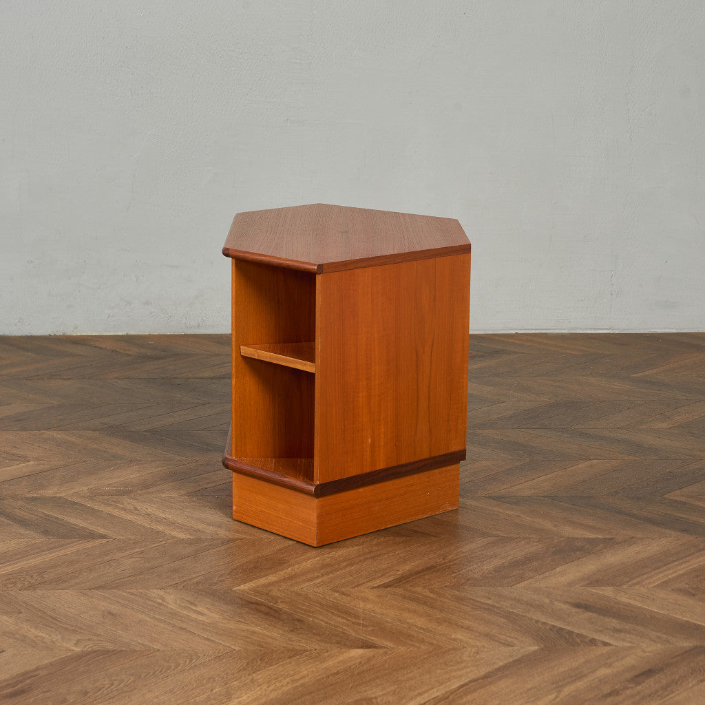 ジープラン G-PLAN ヴィンテージ コーナー キャビネット  AVボード #91630