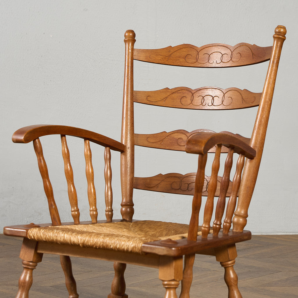 英国クラシック ラダーバック アームチェア