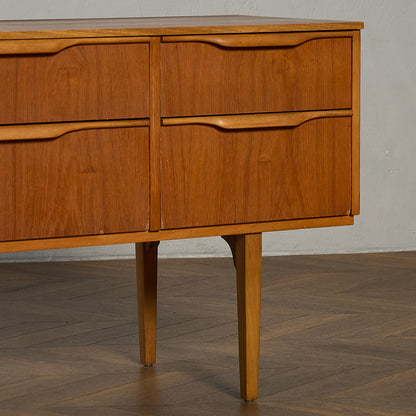 イギリス ヴィンテージ サイドボード