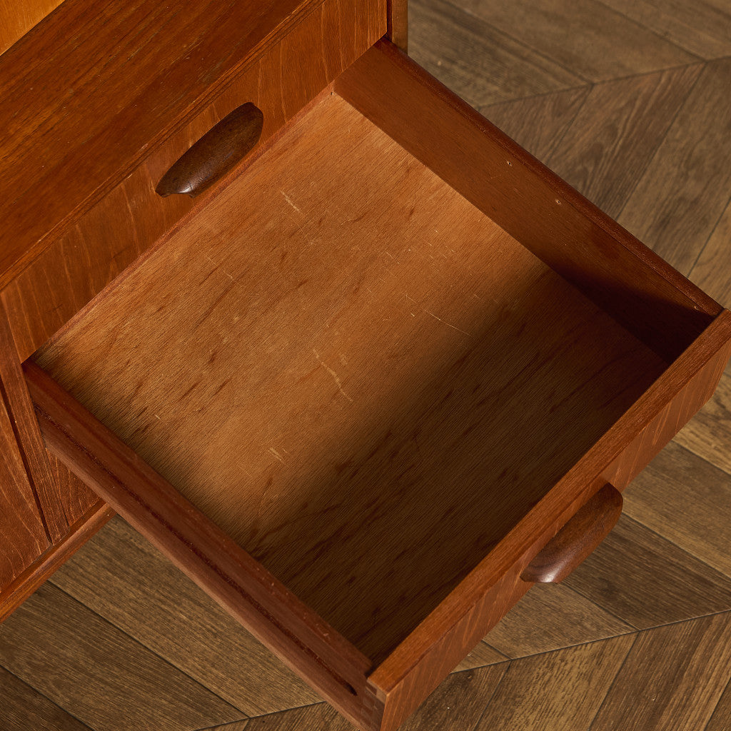 Brasilia ハイ サイドボード