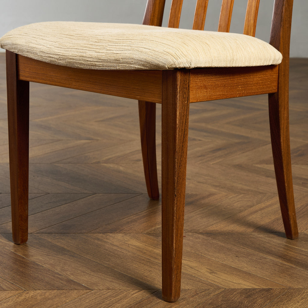 スラットバックチェア (4540)