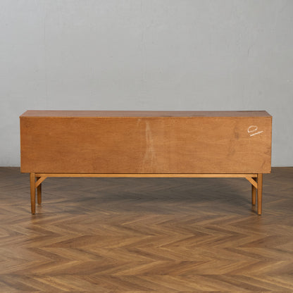 イギリス ヴィンテージ サイドボード