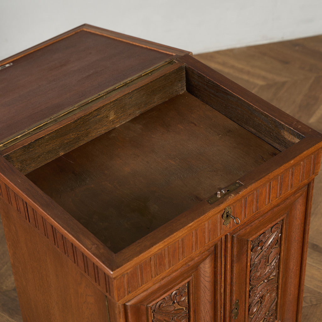 英国 クラシック カクテルキャビネット