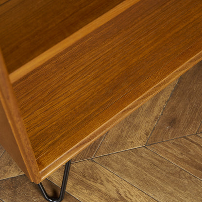 Form FIVE ヴィンテージ ブックケース (カスタム アイアン ヘアピンレッグ)