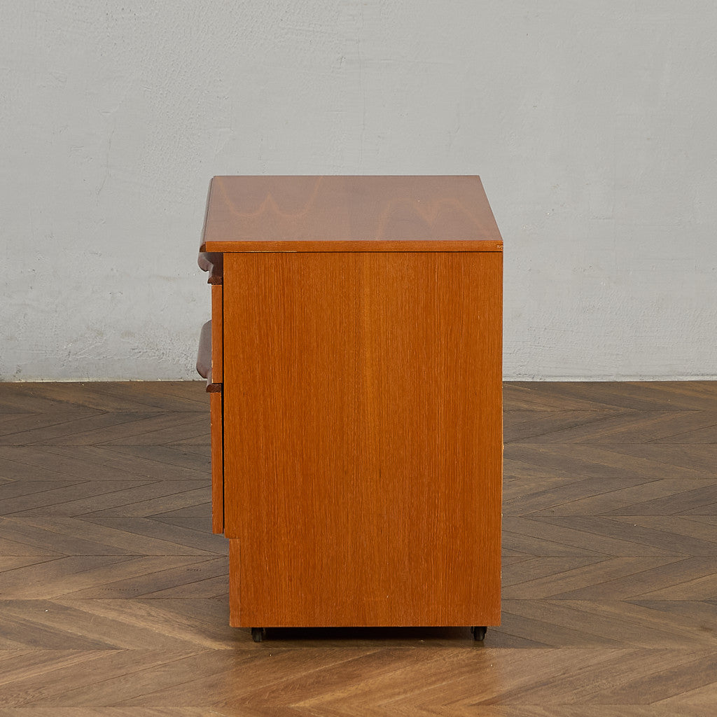 英国ヴィンテージ ハイサイドボード / ハイボード