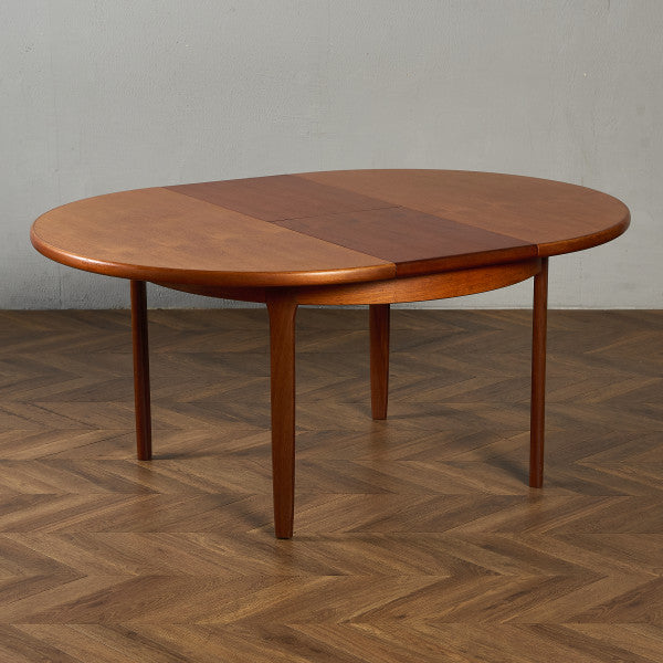 エリオッツ・オブ・ニューべリー Elliotts Of Newbury ヴィンテージ エクステンション ラウンド ダイニングテーブル #98394