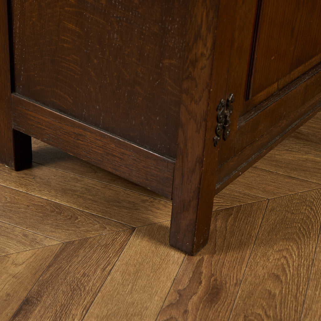 英国 クラシック コートカップボード 食器棚