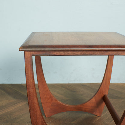 Astro セラミックタイルトップ ネストテーブル (3552D)