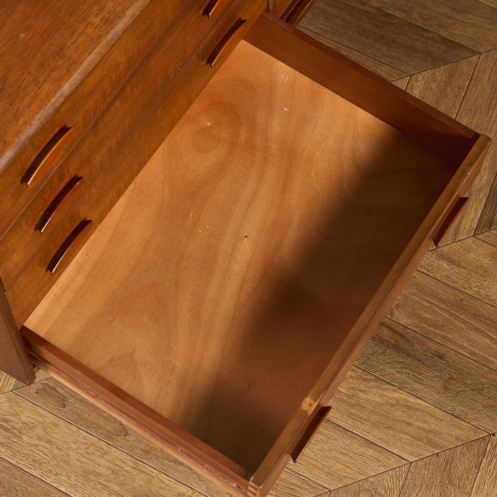 イギリス ヴィンテージ サイドボード