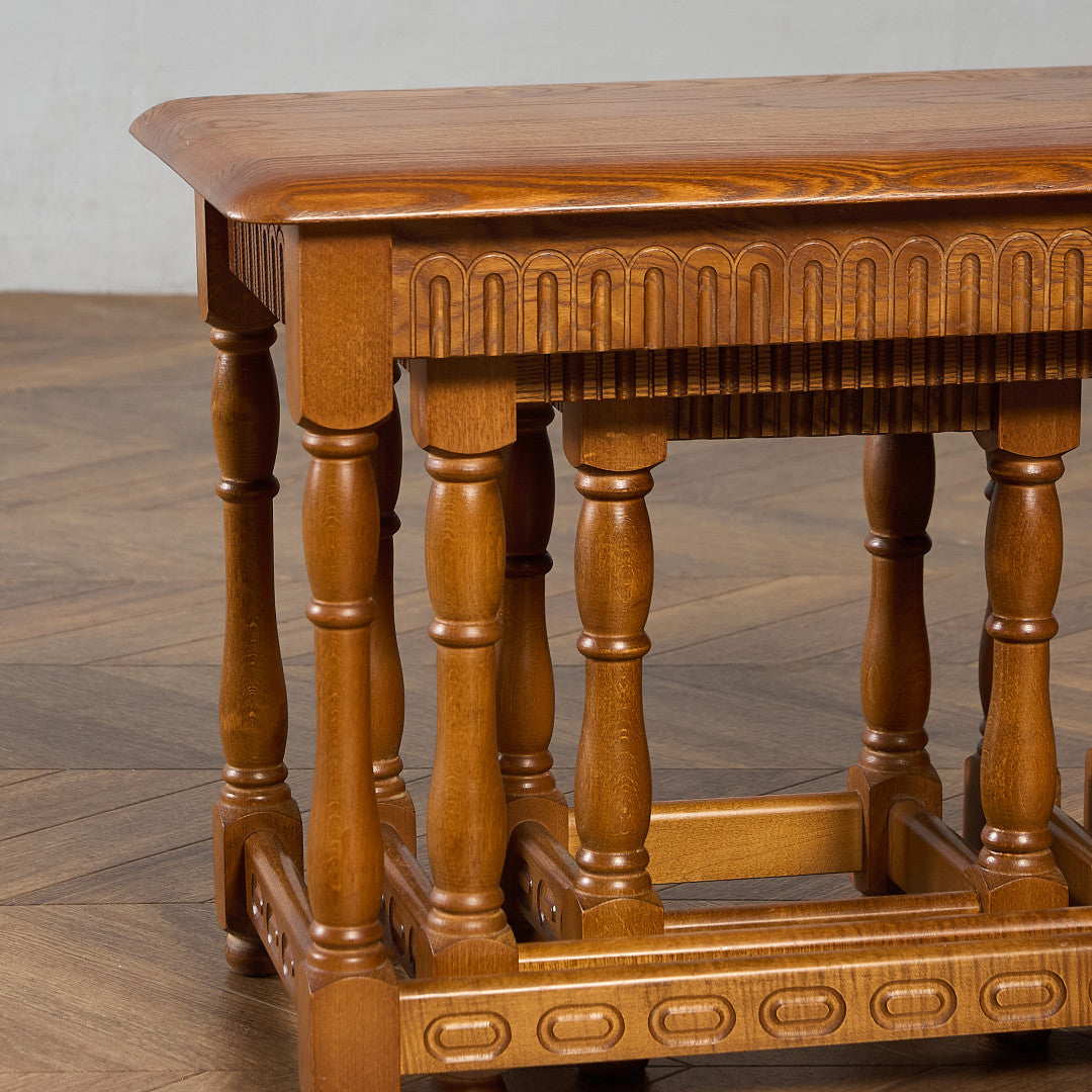 英国 クラシック ネストテーブル