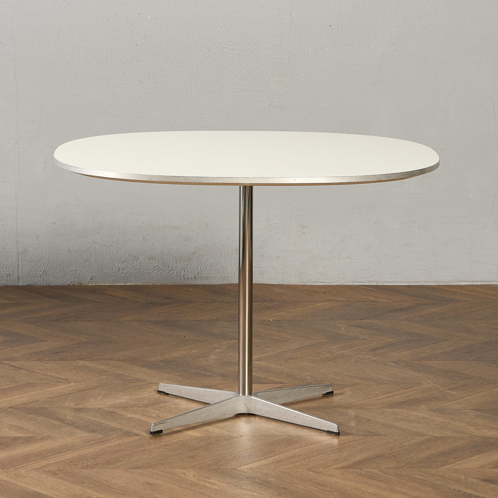 Fritz Hansen A603 Super-circular Table スーパー円テーブル