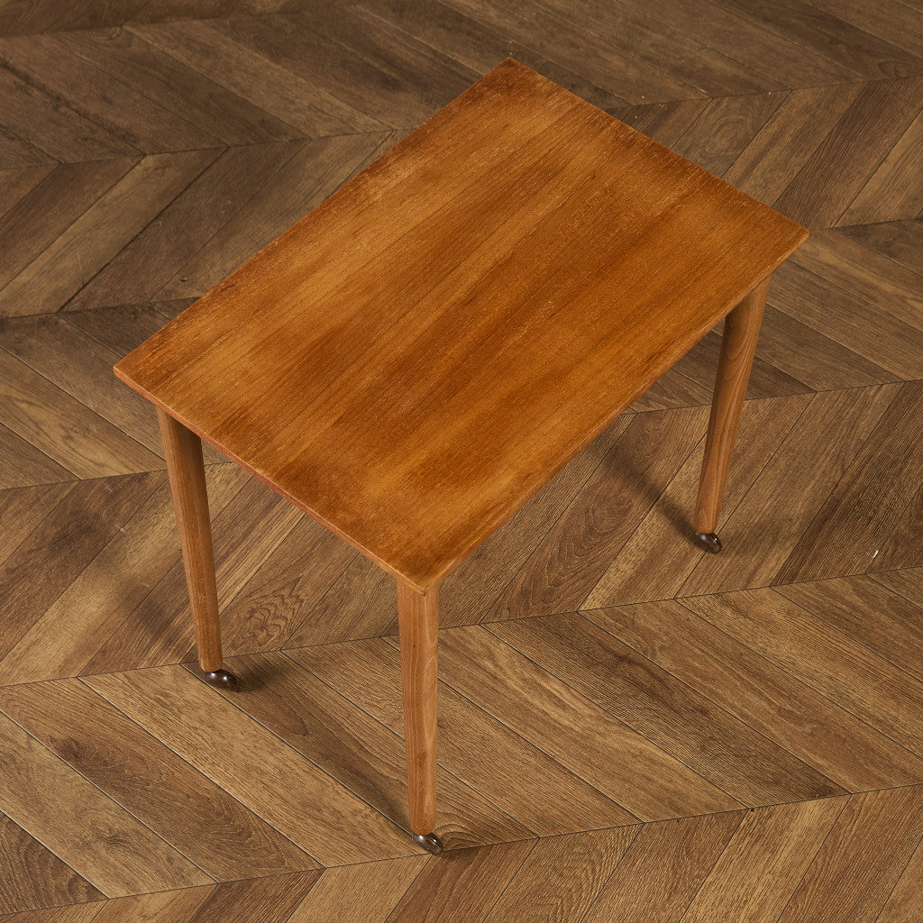 Novy Domov ヴィンテージ ネストテーブル