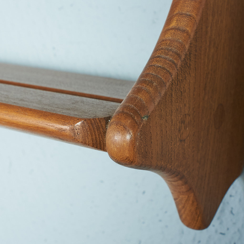 ヴィンテージ ウォールラック (Wall Mounted Plate Rack model 268) ブルーラベル