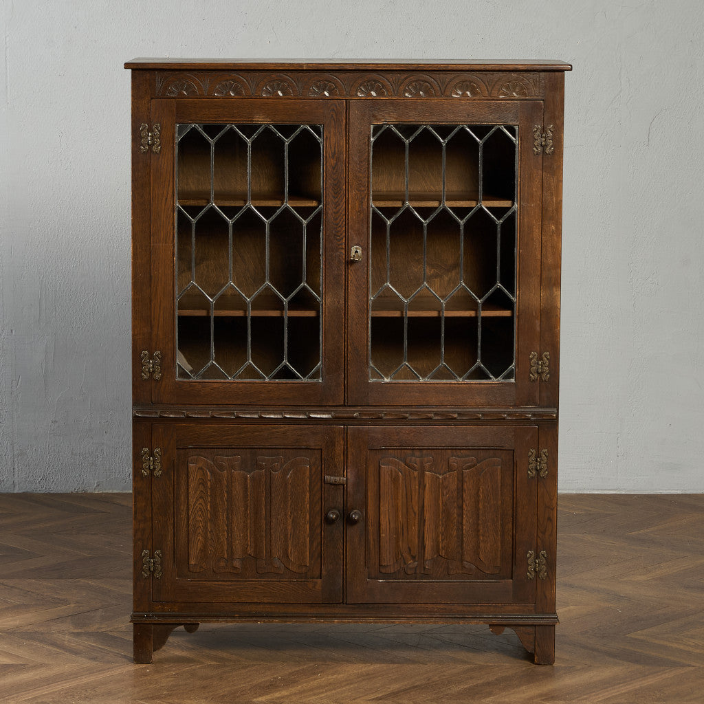 ガラス キャビネット