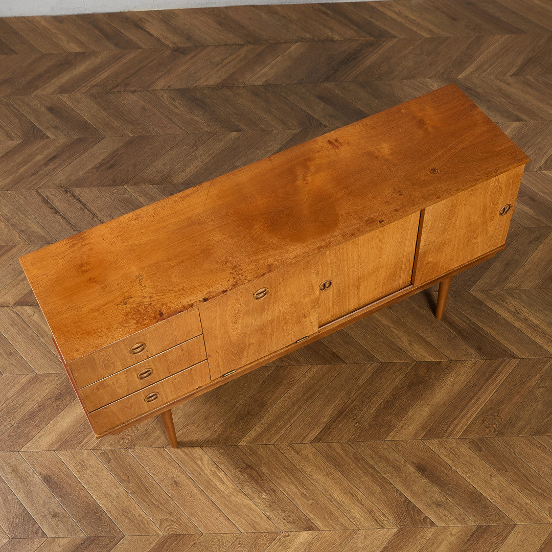 イギリス ヴィンテージ サイドボード