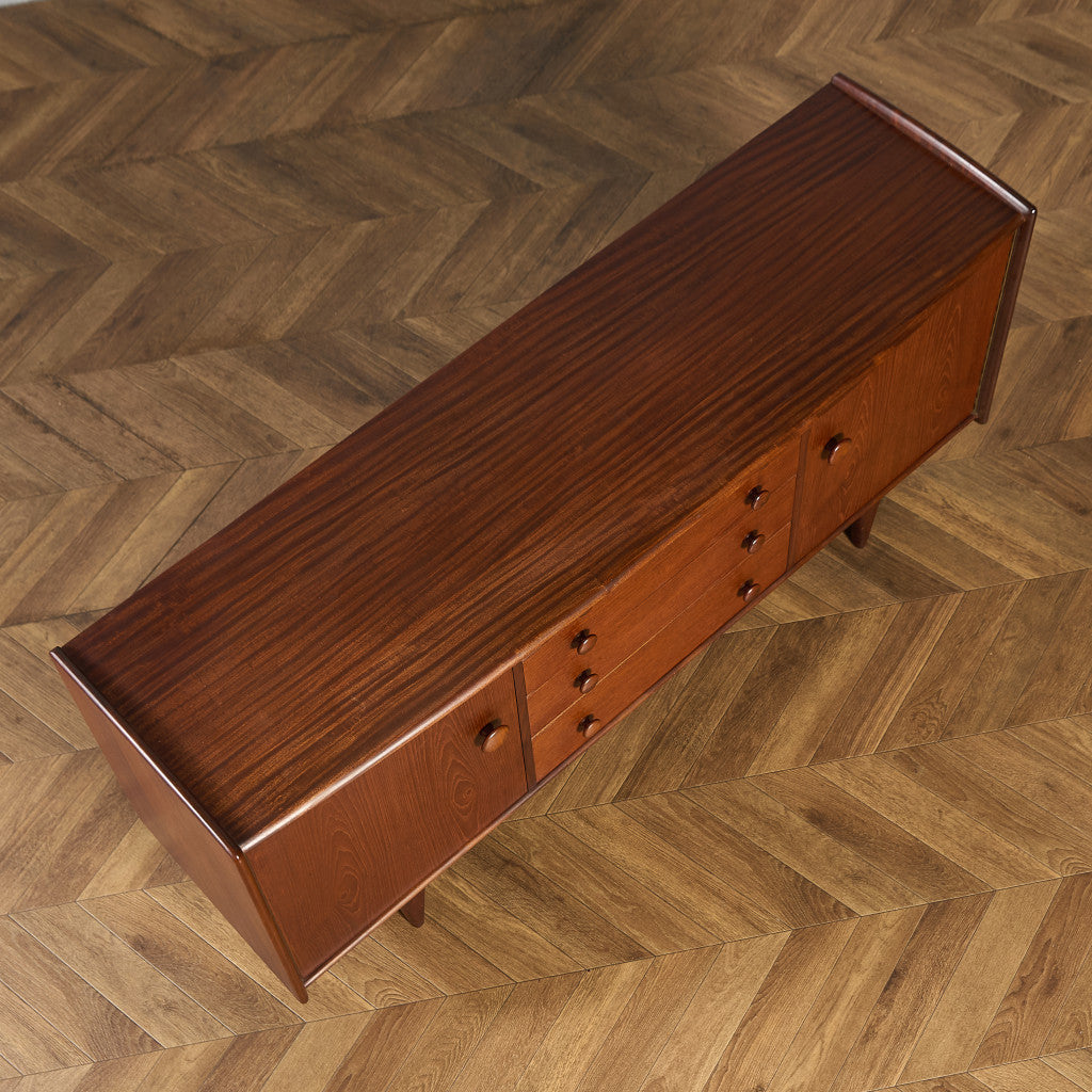 Volany ヴィンテージ サイドボード