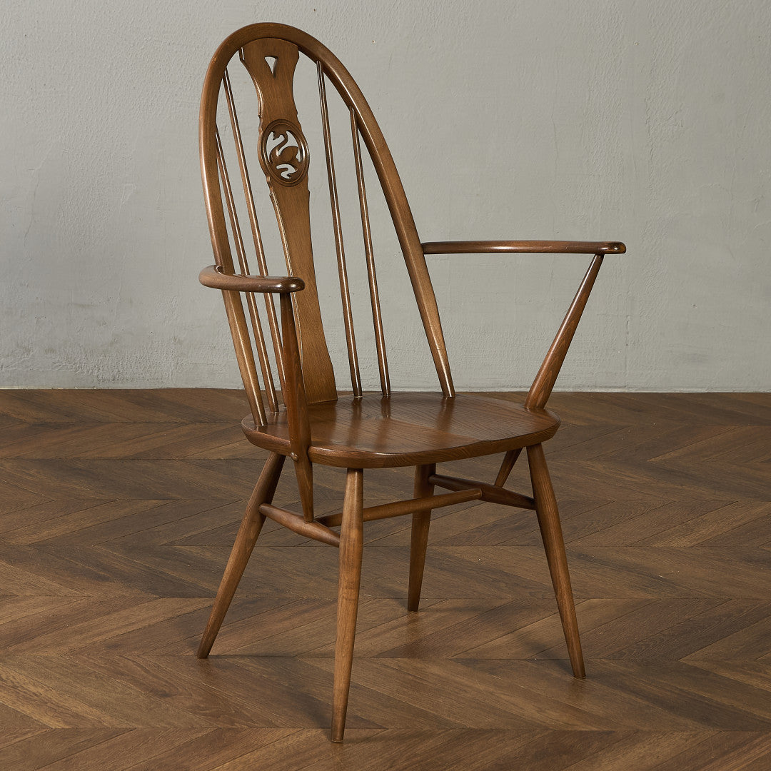 スワンバック アームチェア