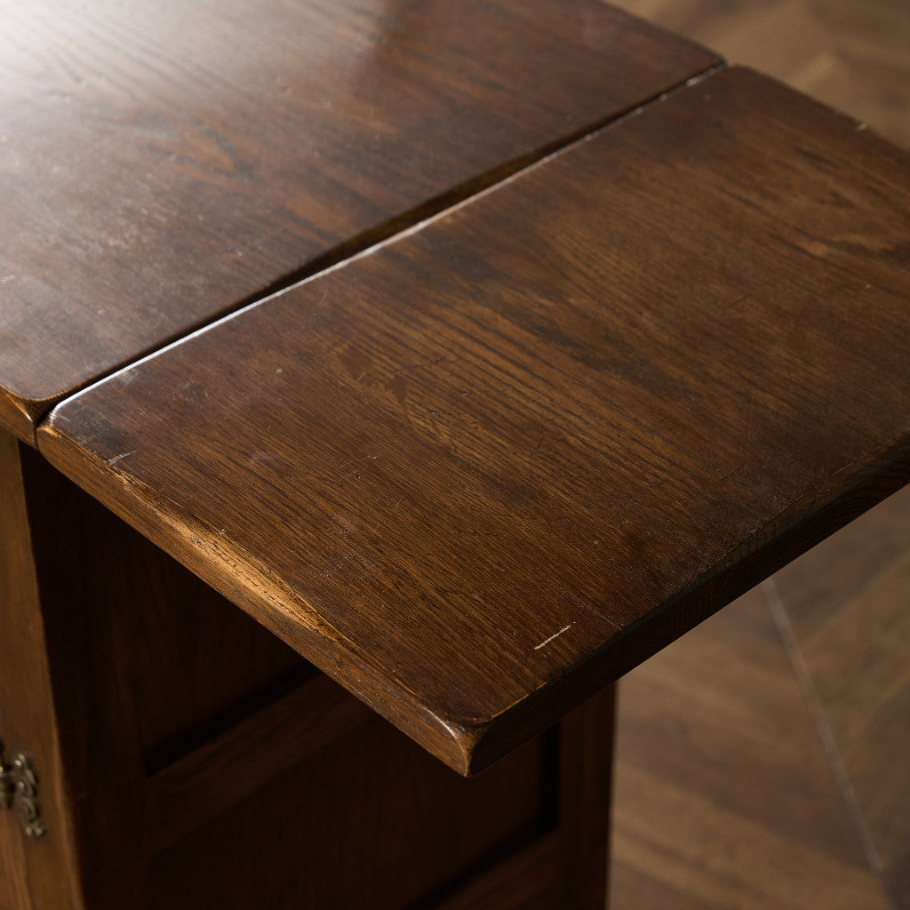 英国 クラシック 拡張天板付き サイドボード