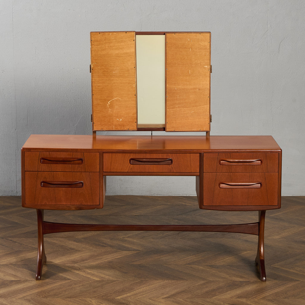 ニューフレスコ ドレッシングデスク (1986)