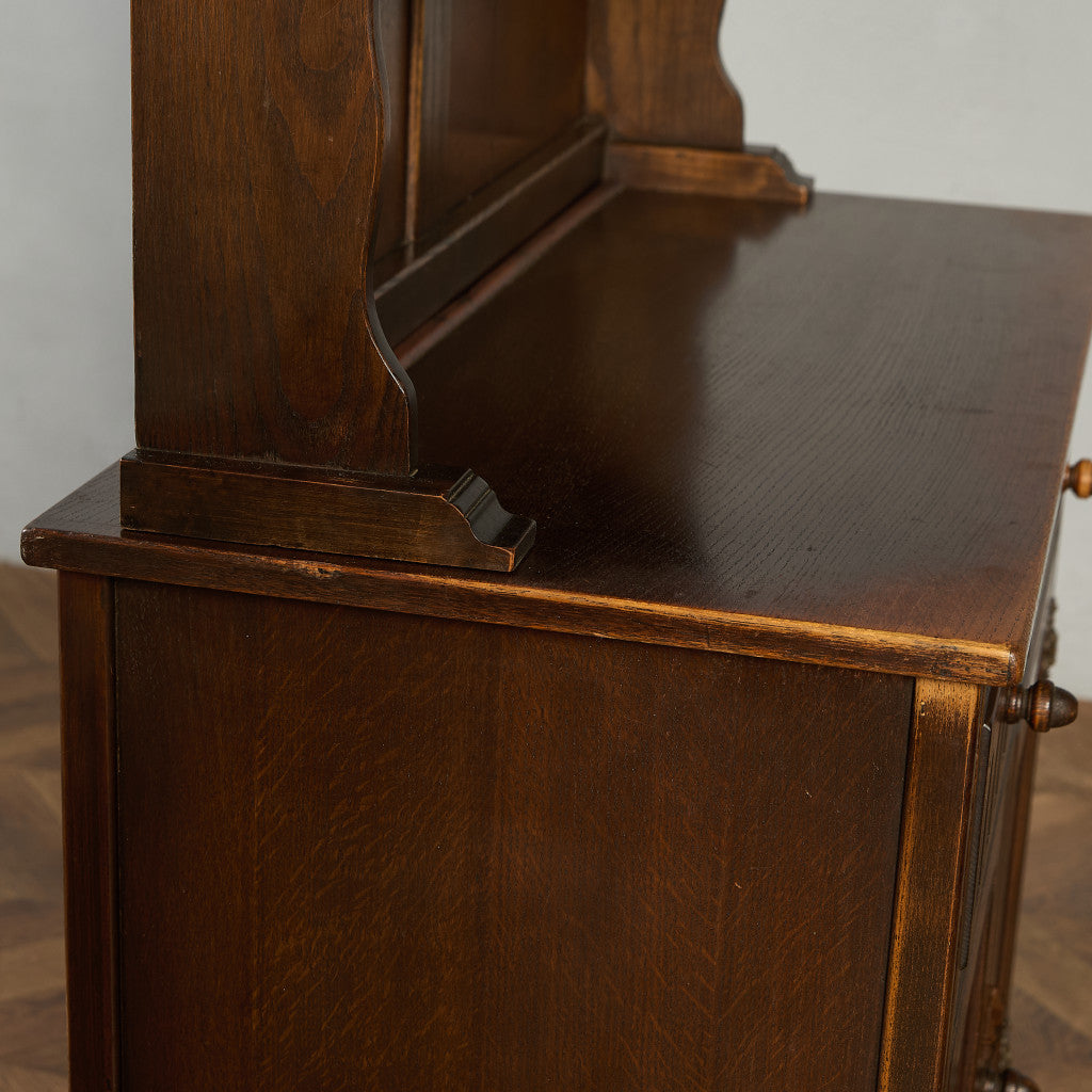 ウェルシュドレッサー 食器棚