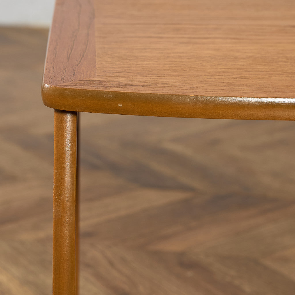 Burlington ネストテーブル