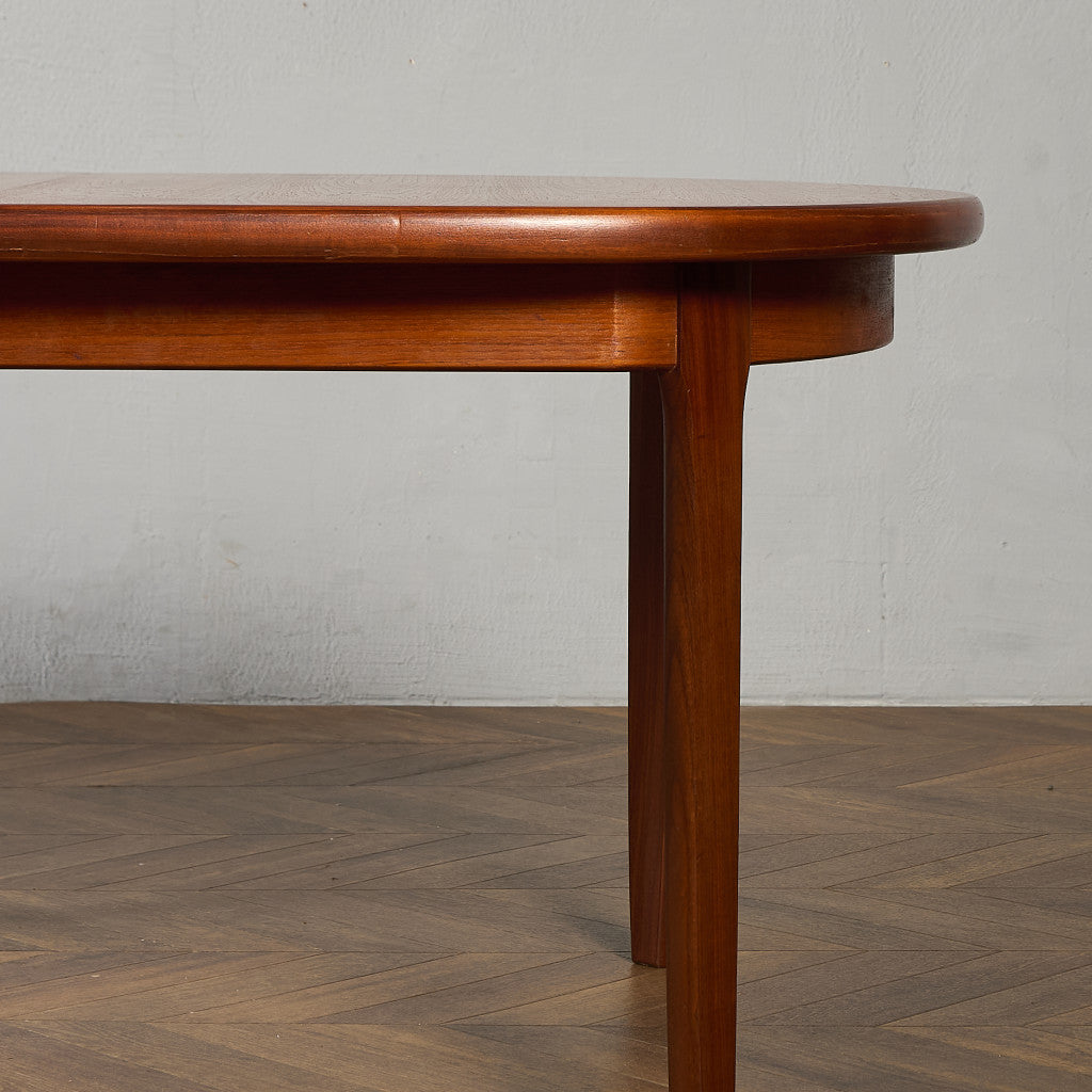 英国 ヴィンテージ オーバル ロング ダイニングテーブル