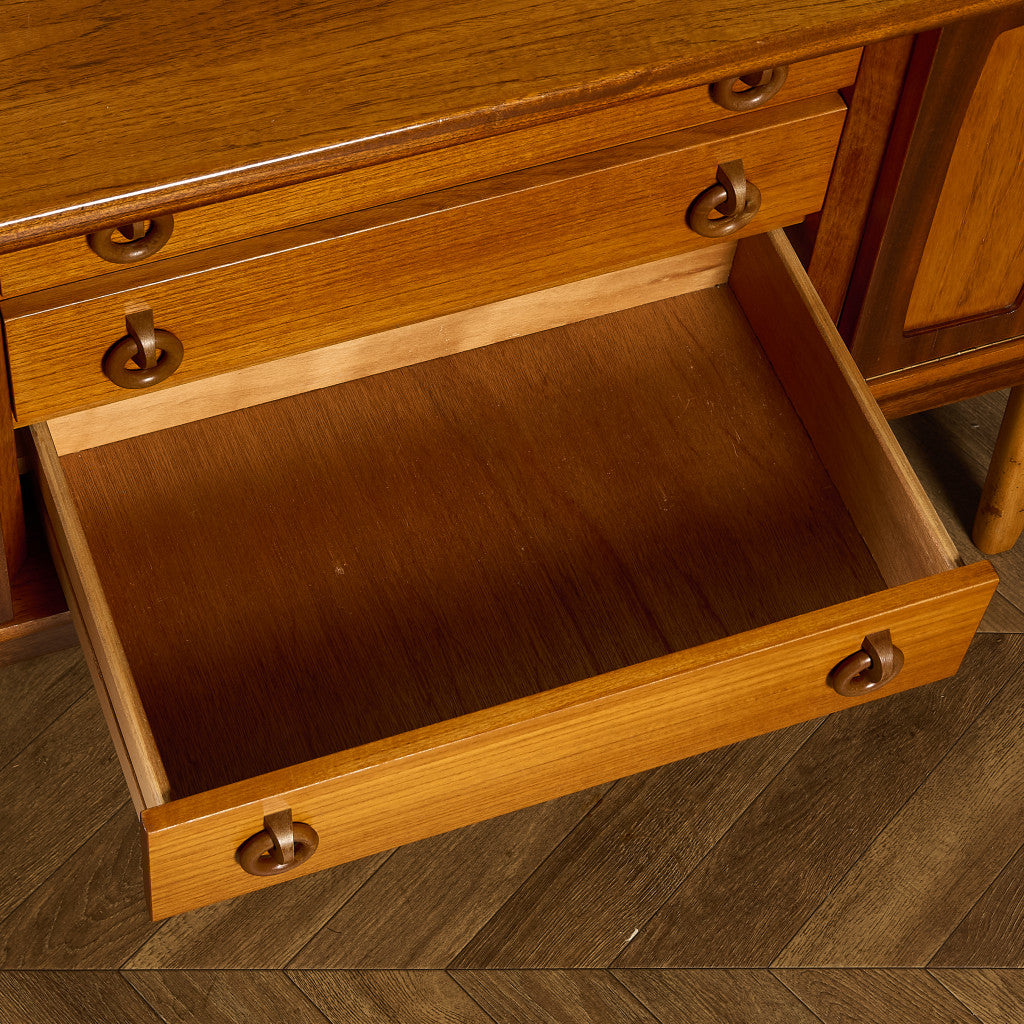 ヴィンテージ サイドボード