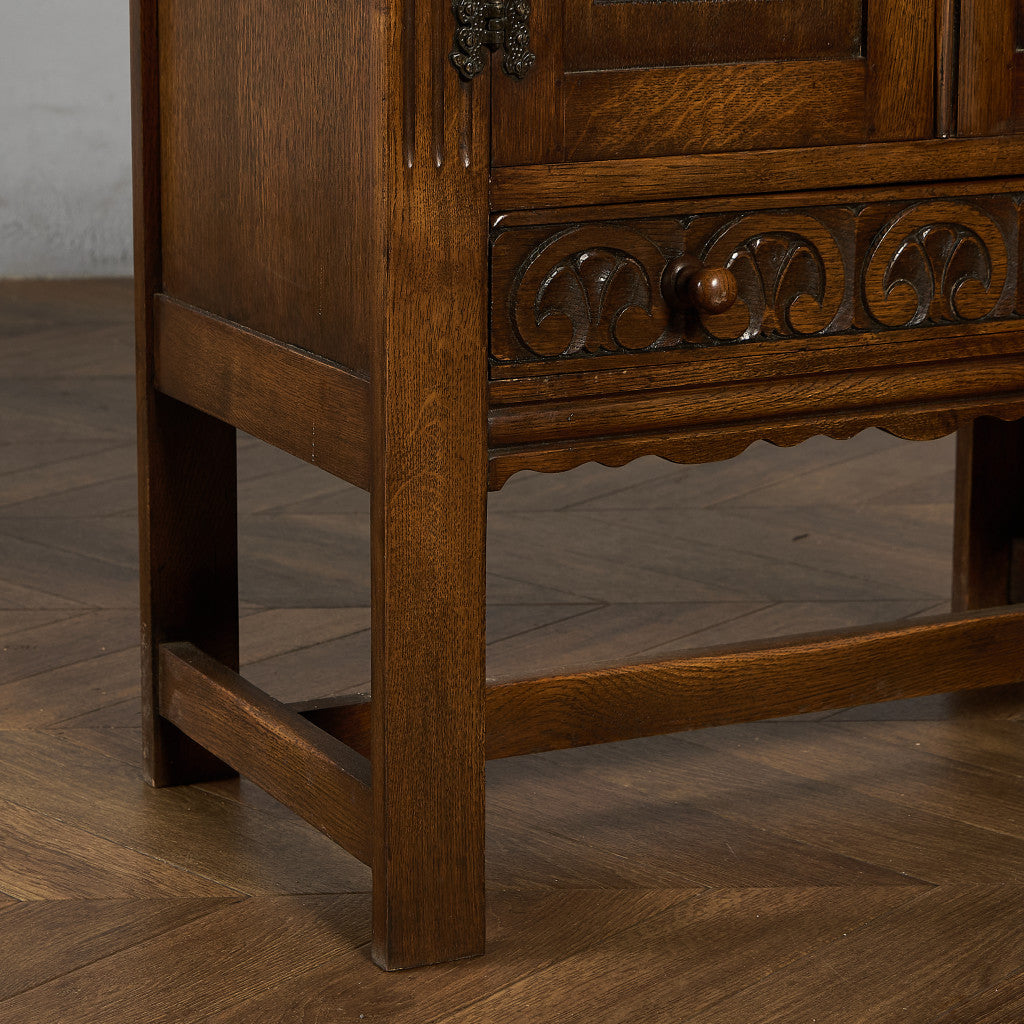 英国 クラシック オーク サイド キャビネット