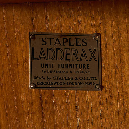 ウォールユニット