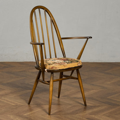 ヴィンテージ クエーカー アームチェア ラウンドゴールドラベル