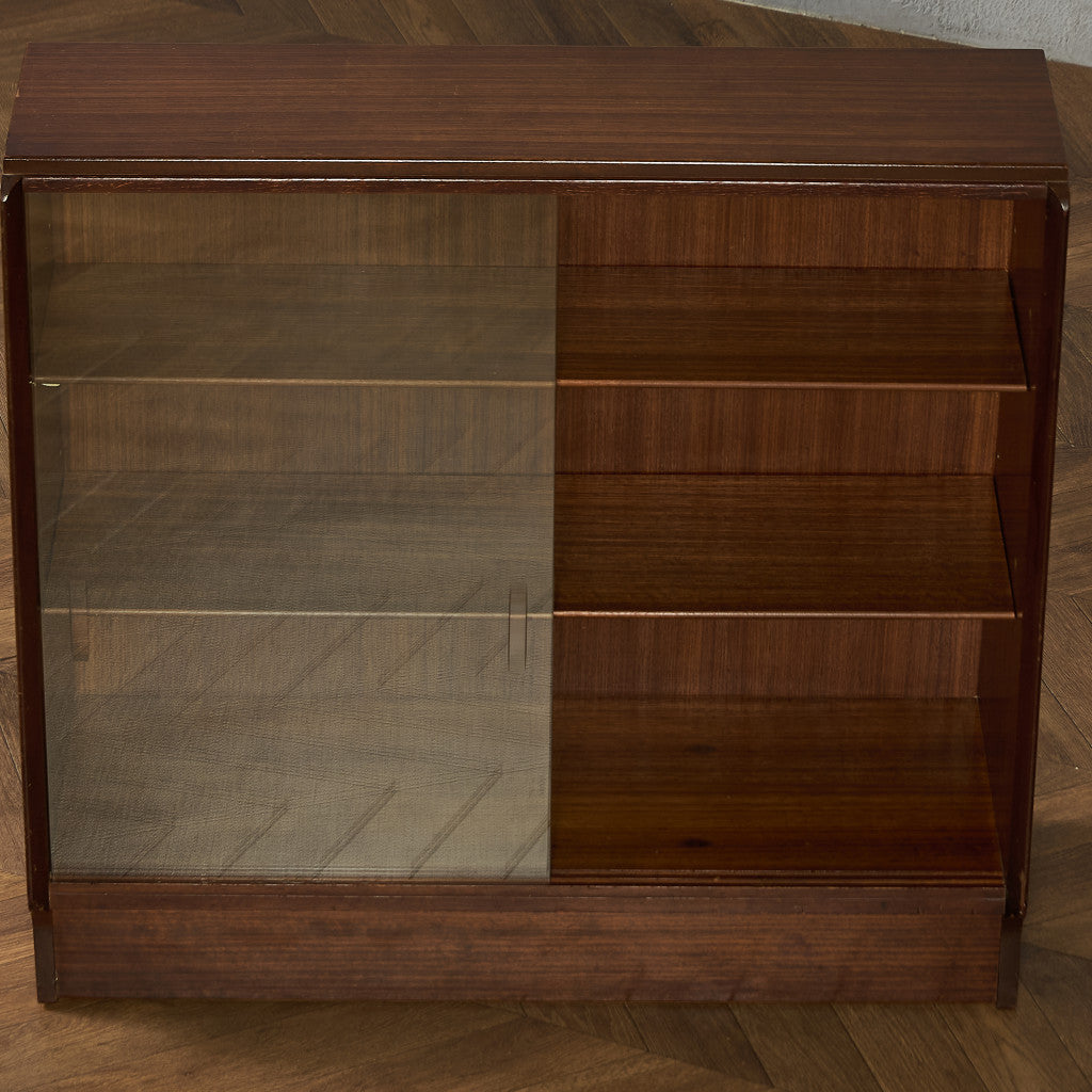 Brandon ヴィンテージ ガラスキャビネット