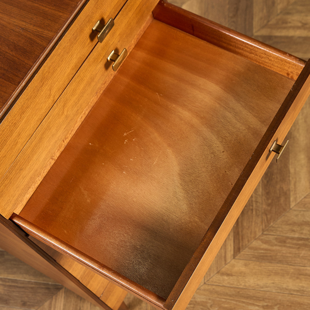 ヴィンテージ 7段 ハイ チェスト