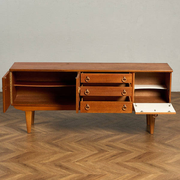 ビューティリティ Beautility – camori ヴィンテージ家具・北欧