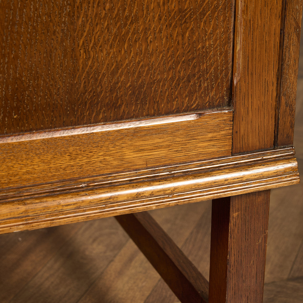 英国 クラシック サイドボード 食器棚