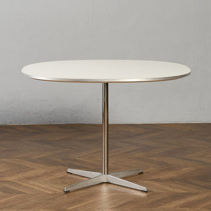 Fritz Hansen A603 Super-circular Table スーパー円テーブル