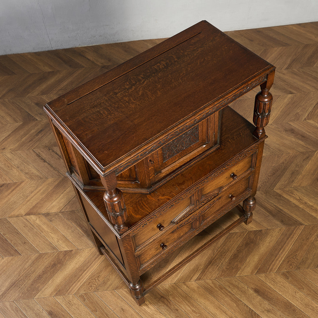 英国 クラシック コートカップボード