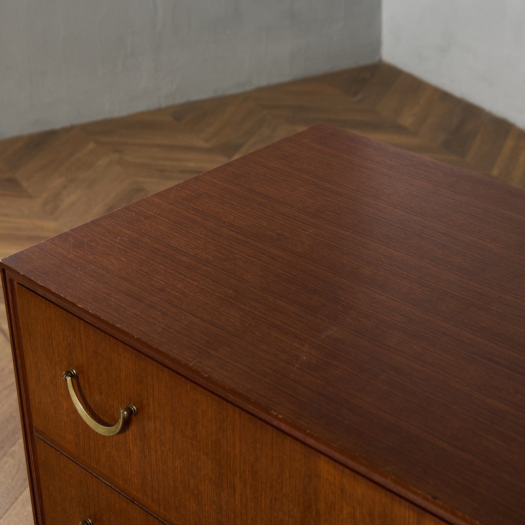 ヴィンテージ 4段 チェスト