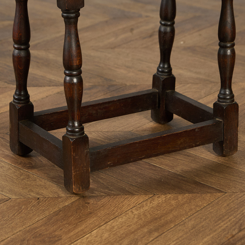 サイドテーブル