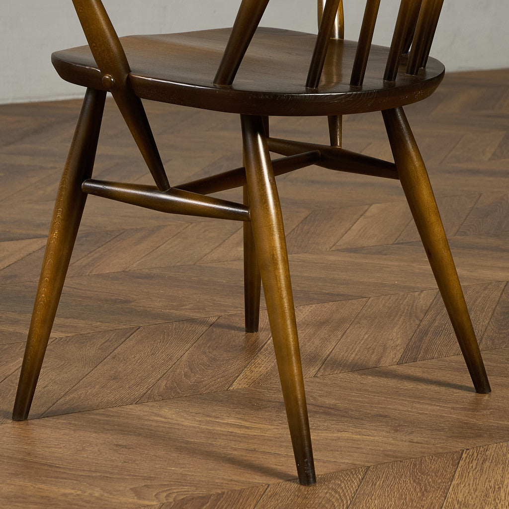 ヴィンテージ クエーカー アームチェア ラウンドゴールドラベル