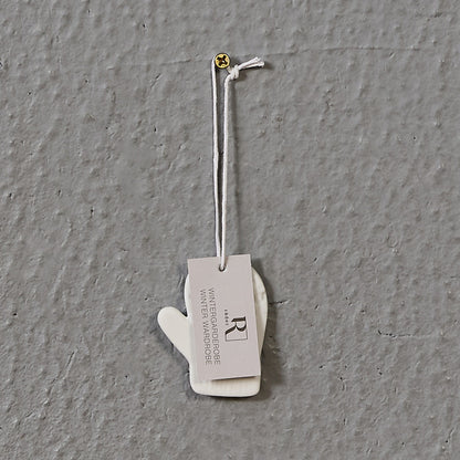 Winter wardrobe Ornament Set