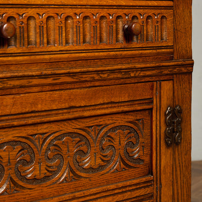 Pratts オーク材 ウェルシュドレッサー カップボード