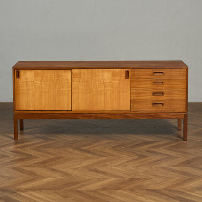 イギリス ヴィンテージ サイドボード